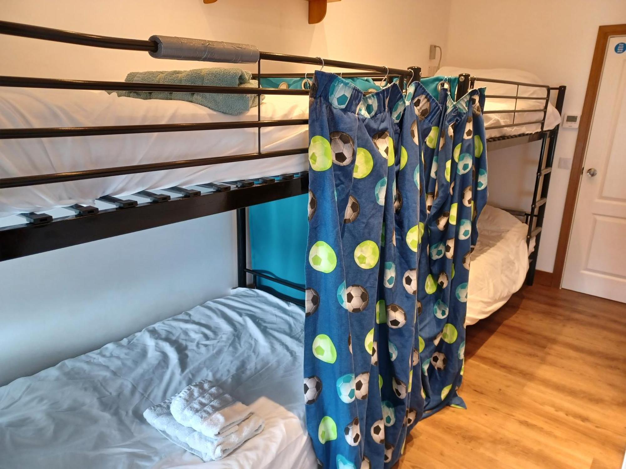 Voyage Hostel - Rooms With Shared Kitchen Douglas Room photo